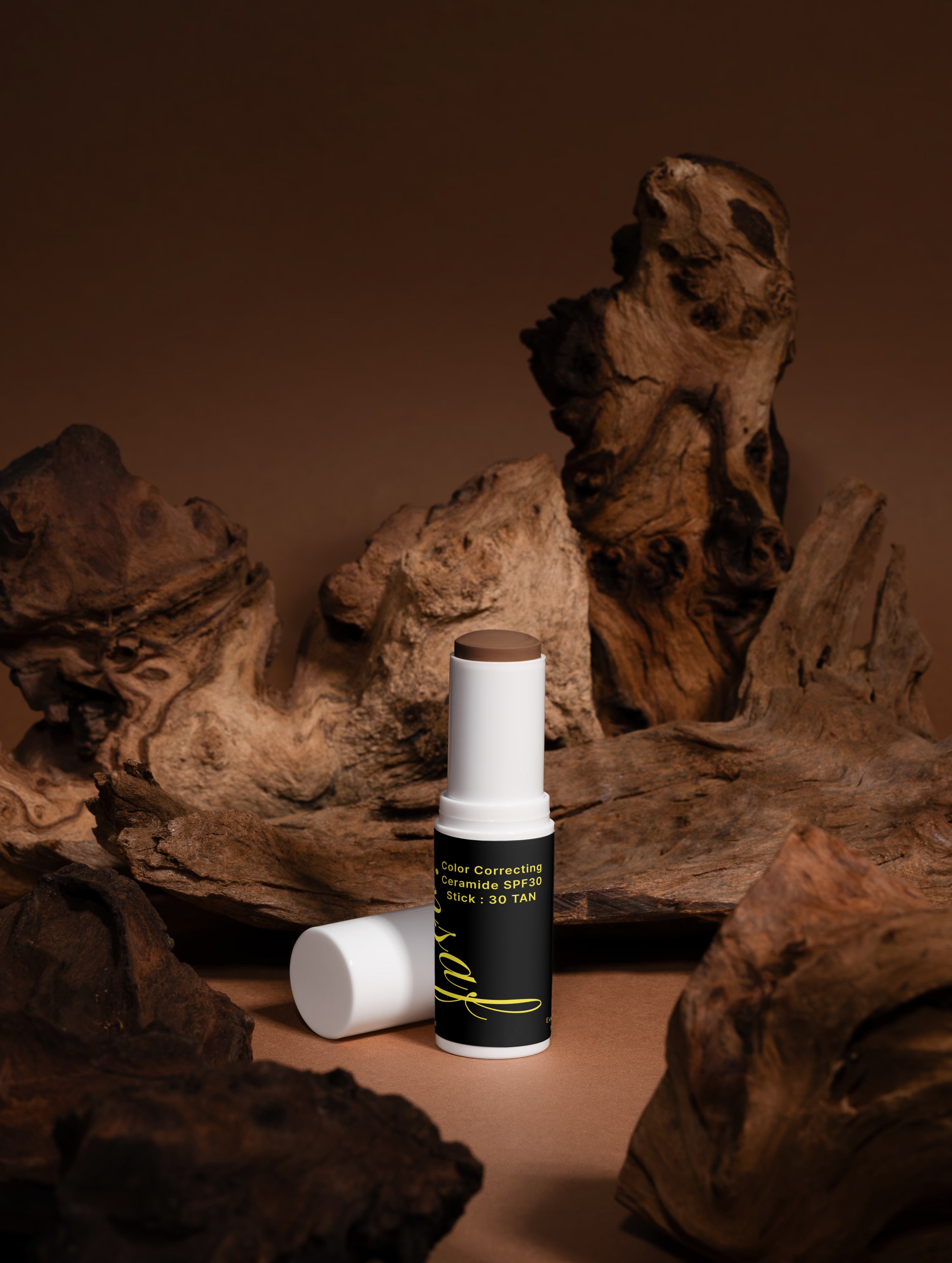 Color Correcting Ceramide SPF30 Stick : 30 TAN insaf